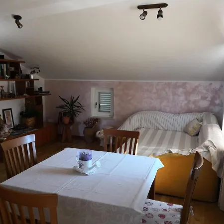 Apartma Stajon